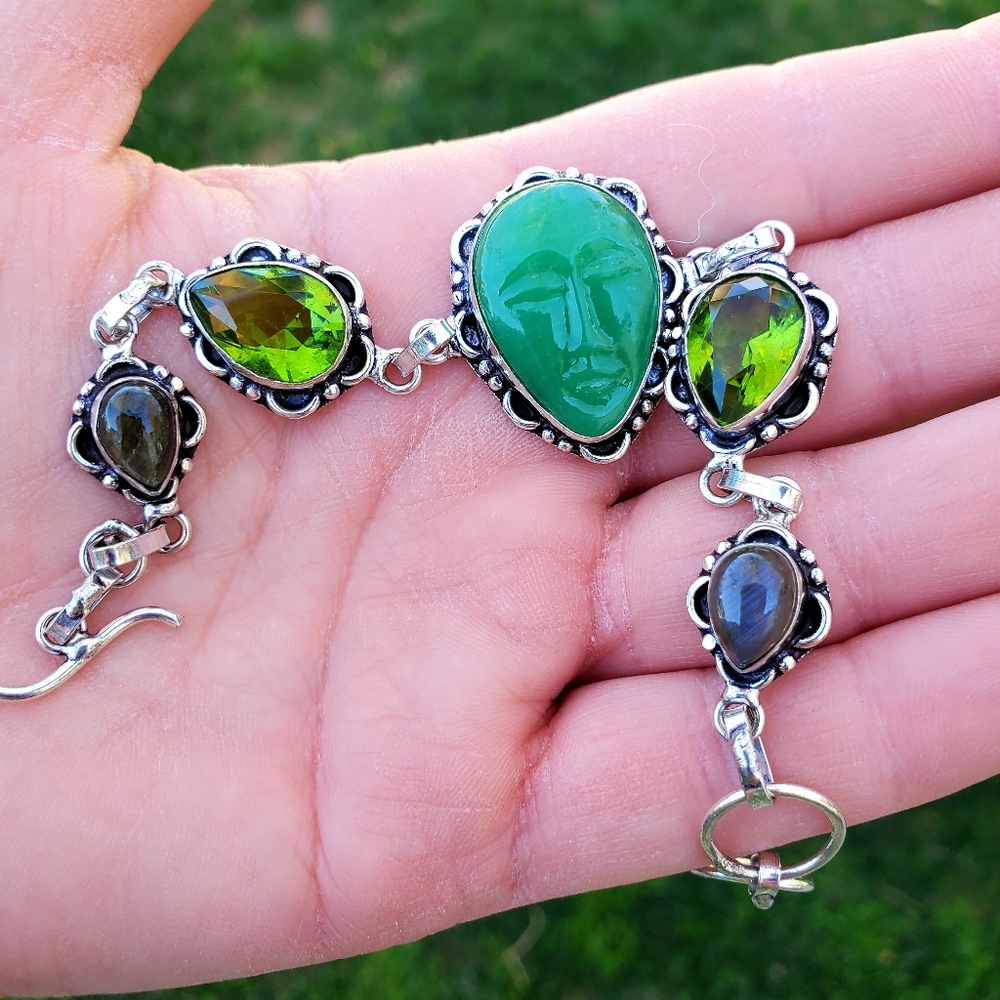 New Carved Face Peridot and Labradorite 925 Silver Bangle Bracelet.